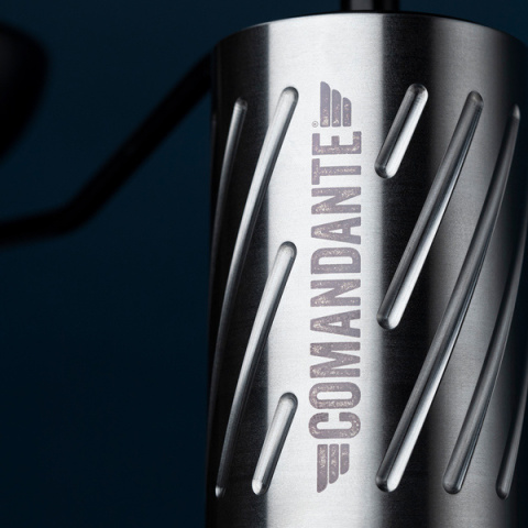 C60 Baracuda Brushed Steel - Młynek ręczny